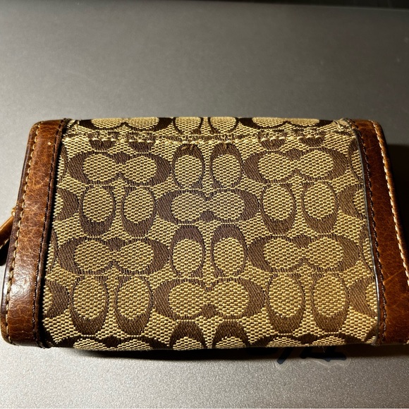 Coach Wallet - Picture 2 of 7
